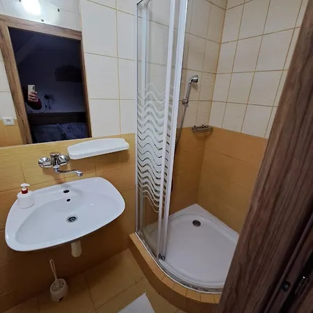 Guest house Beresik 3*