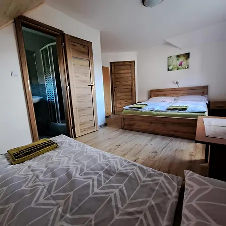 Guest house Beresik 3*